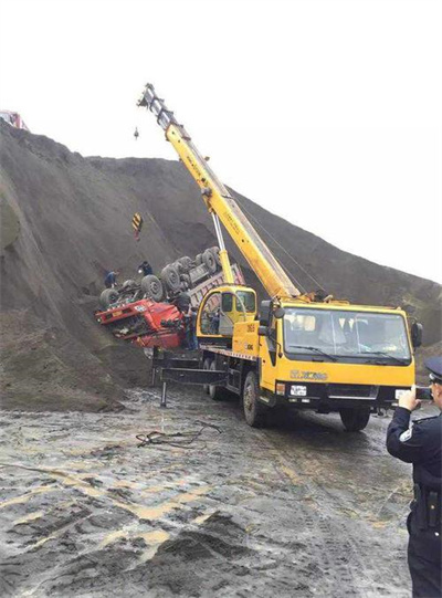 瓮安上犹道路救援